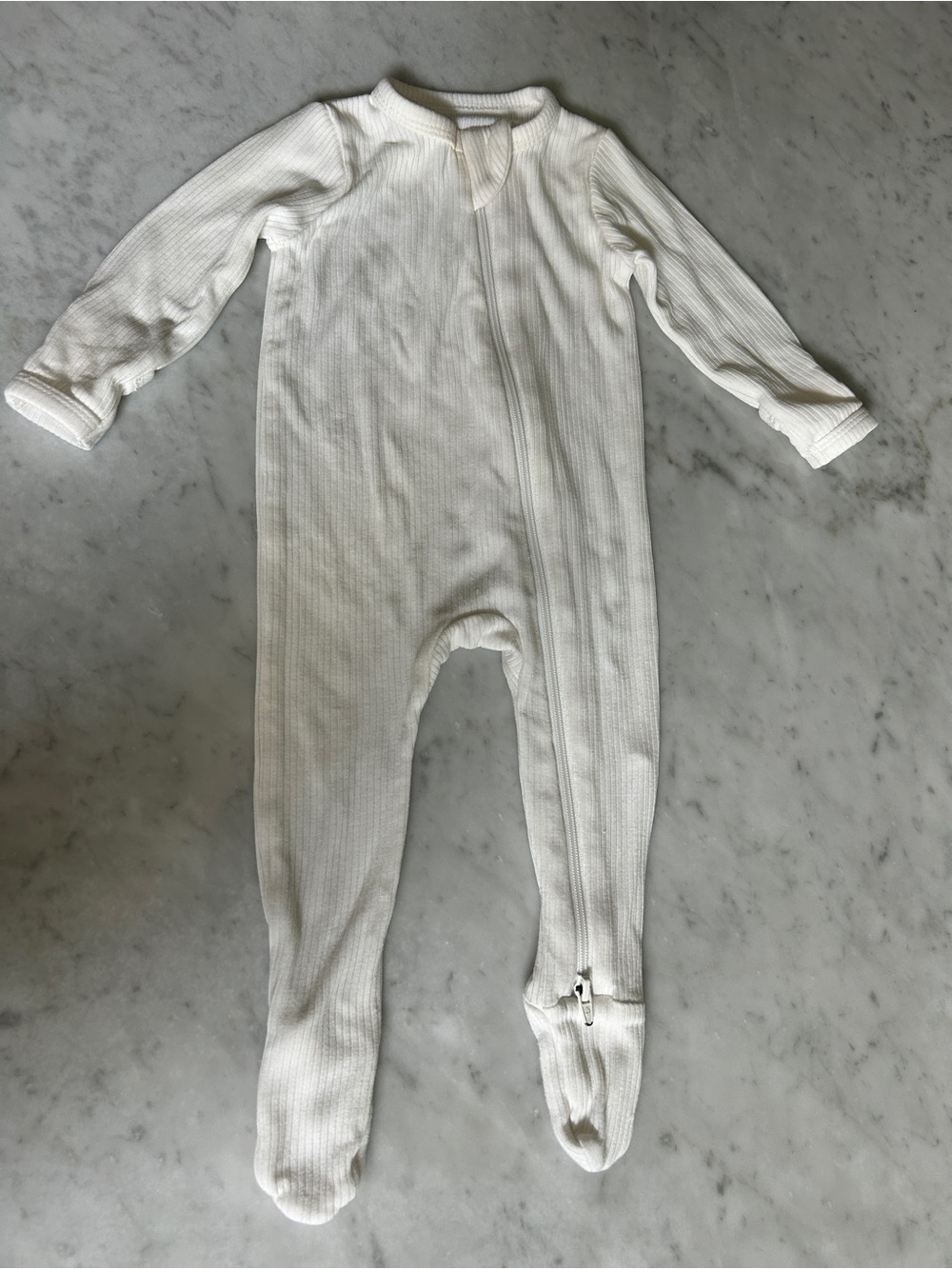 Kyte Baby - Creamy White Zipper Footie
